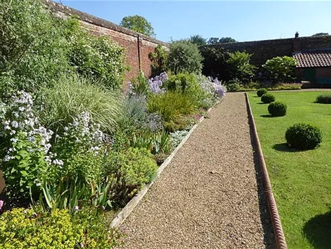 Path in walled garden