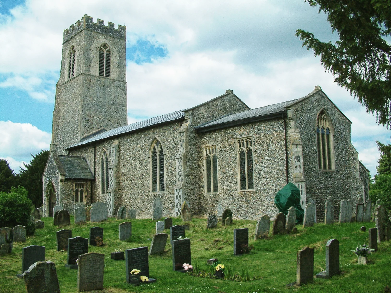 Mulbarton - St Mary Magdalen Church